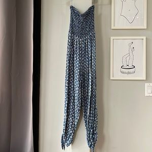 Rip curl strapless romper with ties at ankles